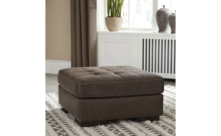 Maderla OVERSIZED ACCENT OTTOMAN ASHLEY Walnut 6200208