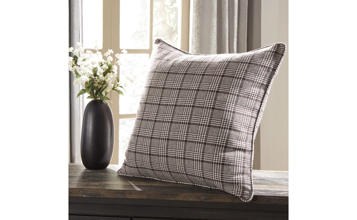 Zach PILLOW ASHLEY  A1000723P
