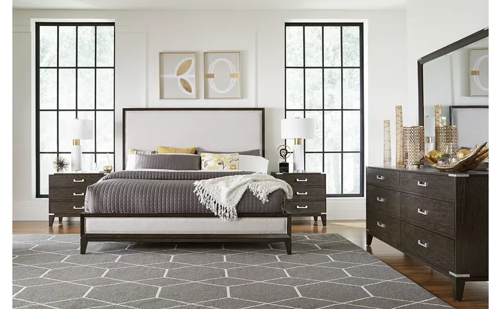 C8442A-QF0CHLOY  QUEEN BED