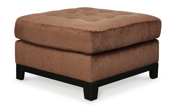 Laylabrook OVERSIZED ACCENT OTTOMAN ASHLEY Spice 9220408