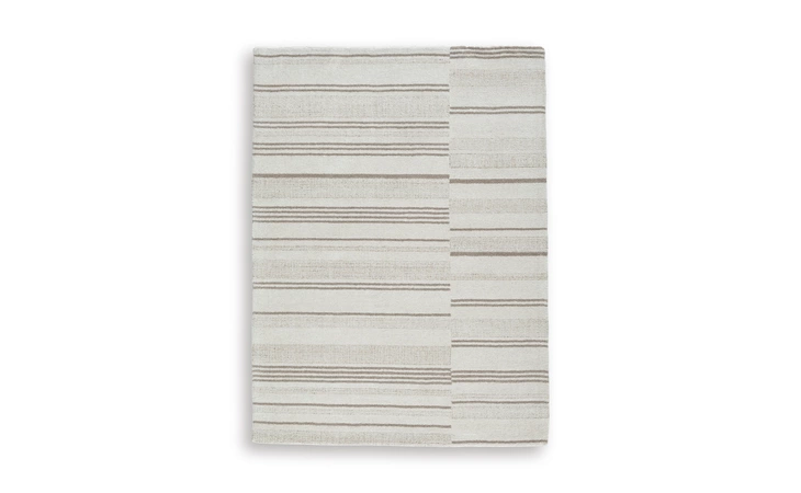  medium rug ashley  R407642