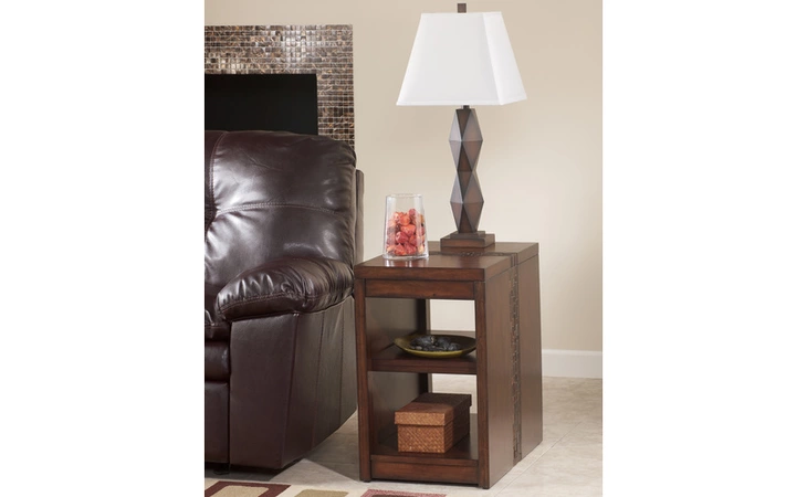 T675-7 CHAIR SIDE END TABLE-OCCASIONAL-BROCKLAND ASHLEY  T675-7