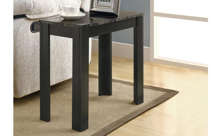 I3112  ACCENT TABLE - BLACK / GREY MARBLE