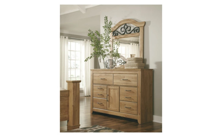 B252-31 DROGAN DRESSER