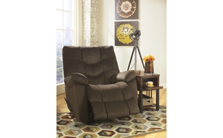 LANDMARK ROCKER RECLINER ASHLEY  7000325