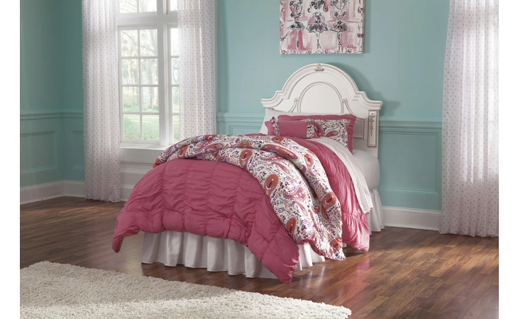 KORABELLA TWIN PANEL HEADBOARD KORABELLA ASHLEY  B355-53