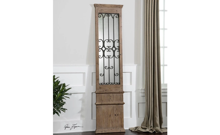07660 ADREANA UTTERMOST  07660