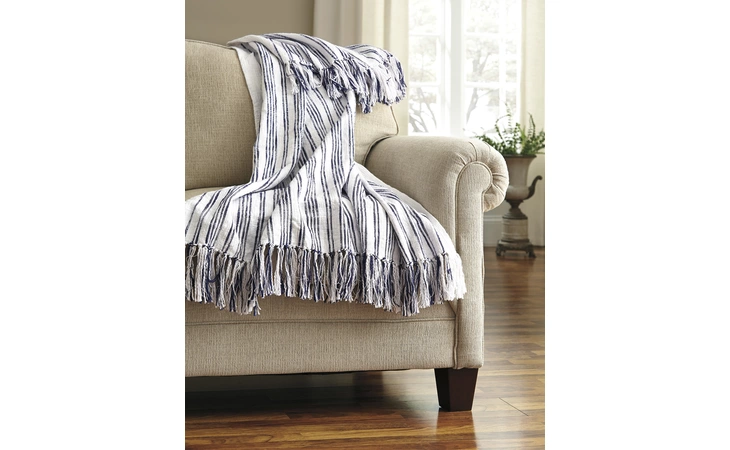 Callumn THROW (3/CS) ASHLEY  A1000627