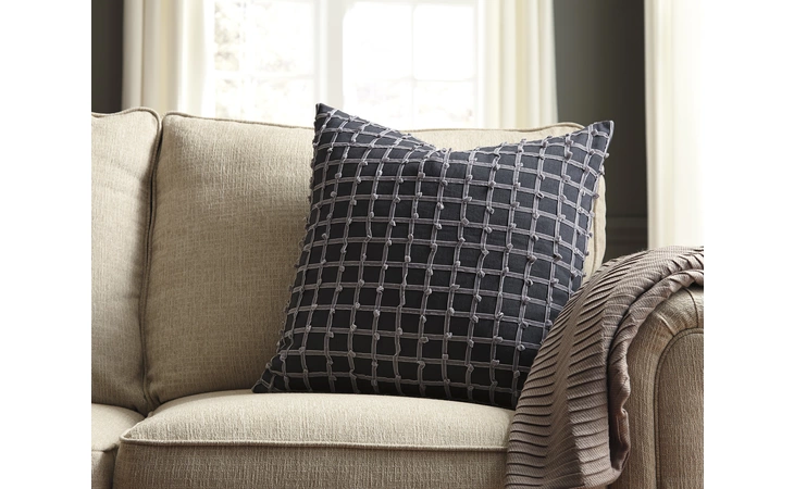 WIGGINS PILLOW COVER (4 CS) WIGGINS ASHLEY  A1000715