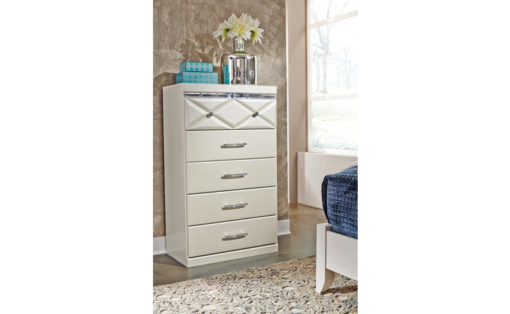 B351-46 Dreamur FIVE DRAWER CHEST