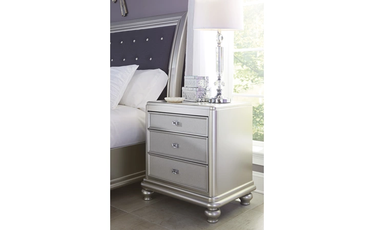 Coralayne THREE DRAWER NIGHT STAND ASHLEY Silver B650-93